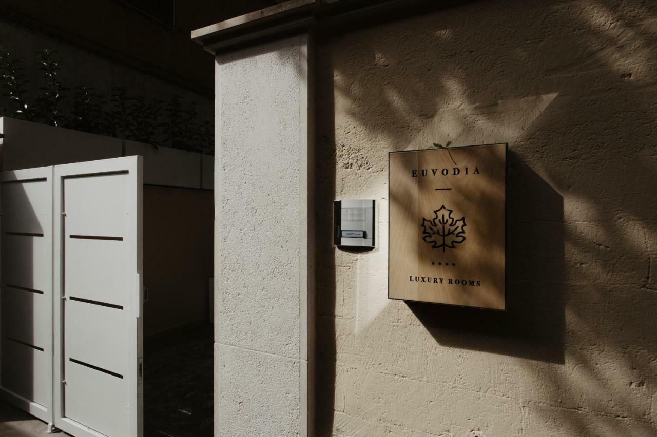 Euvodia Luxury Rooms Matera Exterior foto